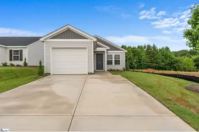 167 Cloverfield Lane, Spartanburg, SC 29303 - Photo 1