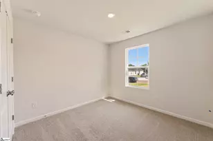 163 Cloverfield Ln, Spartanburg, SC 29303 - Photo 14