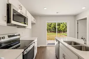 159 Cloverfield Ln, Spartanburg, SC 29303 - Photo 6