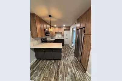 311 W Earle Street #Unit B31, Greenville, SC 29609 - Photo 4