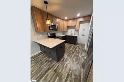 311 W Earle Street #Unit B31, Greenville, SC 29609 - Photo 2