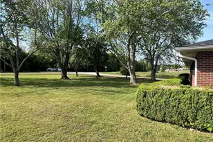 1302 Anderson St, Belton, SC 29627 - Photo 2