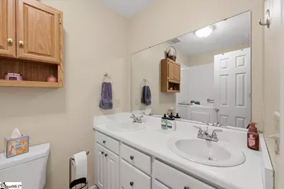 305 Grant Street, Easley, SC 29640 - Photo 18