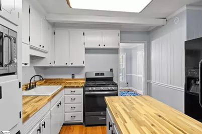 100 Sumter Street, Clinton, SC 29325 - Photo 12