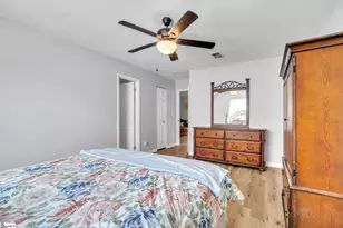 2601 Duncan Chapel Rd, Greenville, SC 29617 - Photo 4