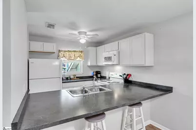2601 Duncan Chapel Road #Unit C301, Greenville, SC 29617 - Photo 8