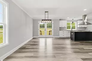 305 Tribble St, Honea Path, SC 29654 - Photo 12