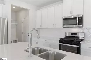 628 Hollybank St, Fountain Inn, SC 29644 - Photo 10