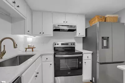 925 Cleveland Street #Unit 26, Greenville, SC 29601 - Photo 6