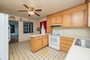 109 Clemson Ave, Greenville, SC 29611 - Photo 12