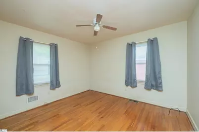 109 Clemson Avenue, Greenville, SC 29611 - Photo 14