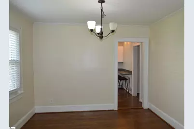 207 E Fairview Avenue, Greer, SC 29651 - Photo 4