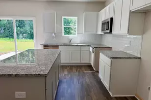 12131 Lansbury Dr, Inman, SC 29349 - Photo 16