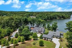 114 Clearview Dr, Abbeville, SC 29620 - Photo 2