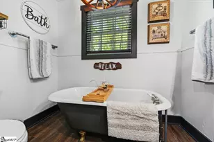 730 W Cove Dr, Mountain Rest, SC 29664 - Photo 18