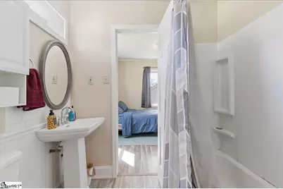 307 S Elm Street, Pendleton, SC 29670 - Photo 14