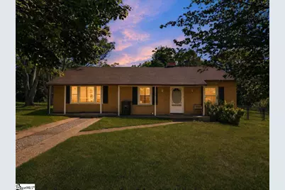307 S Elm Street, Pendleton, SC 29670 - Photo 1