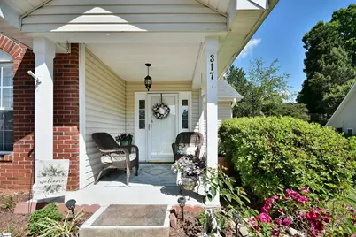 317 Woodruff Park Lane, Simpsonville, SC 29681 - Photo 4