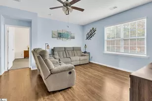 461 All Seasons Dr, Boiling Springs, SC 29316 - Photo 8