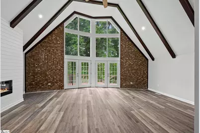 111 Englewood Drive, Inman, SC 29349 - Photo 2