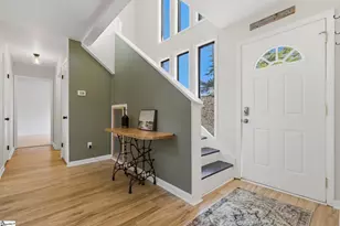 1201 Winding Way, Taylors, SC 29687 - Photo 2