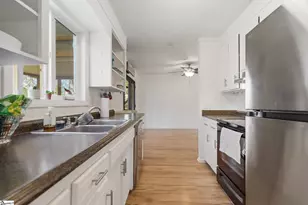 1201 Winding Way, Taylors, SC 29687 - Photo 16