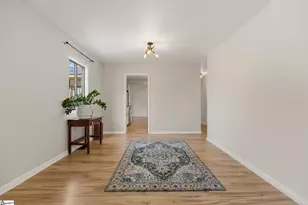 1201 Winding Way, Taylors, SC 29687 - Photo 8
