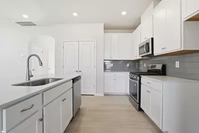 640 Blaire Ridge Way, Woodruff, SC 29388 - Photo 10