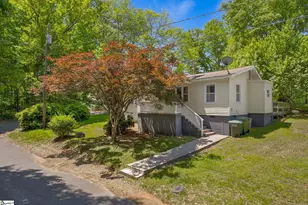 136 Wilford St, Pickens, SC 29671 - Photo 1