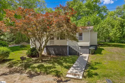 136 Wilford Street, Pickens, SC 29671 - Photo 2