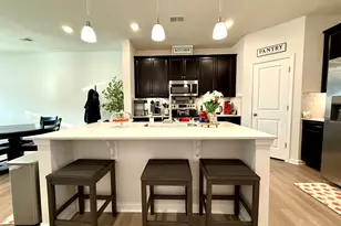 14 Leander Dr, Greer, SC 29651 - Photo 4