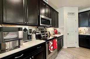 14 Leander Dr, Greer, SC 29651 - Photo 6