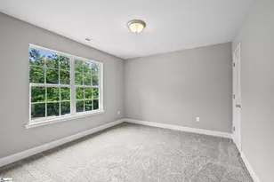 815 E Main St, Taylors, SC 29687 - Photo 18