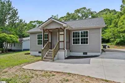 815 E Main Street, Taylors, SC 29687 - Photo 1