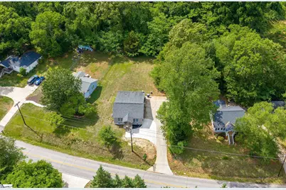 815 E Main Street, Taylors, SC 29687 - Photo 2