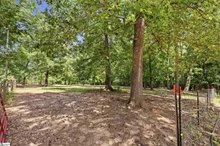 7446 Neely Ferry Rd, Laurens, SC 29360 - Photo 40