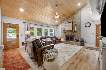 7446 Neely Ferry Road, Laurens, SC 29360 - Photo 8