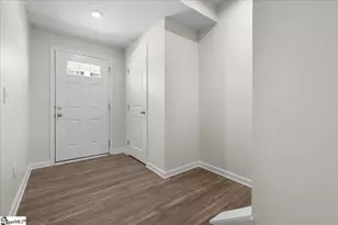 309 Parkridge Wy, Simpsonville, SC 29680 - Photo 2