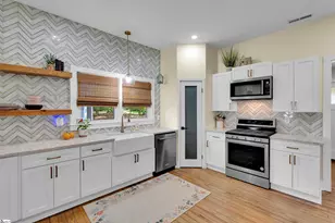 281 Moore St, Greenville, SC 29605 - Photo 8