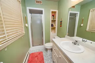 368 Fairlane Dr, Spartanburg, SC 29307 - Photo 16