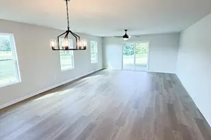 17964 Hwy 101 S, Gray Court, SC 29645 - Photo 4