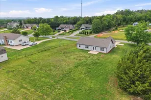 301 W Gap Creek Rd, Greer, SC 29651 - Photo 2
