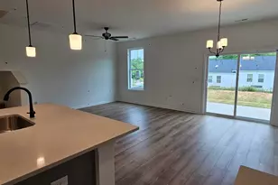423 Belgrove Wy, Easley, SC 29640 - Photo 6