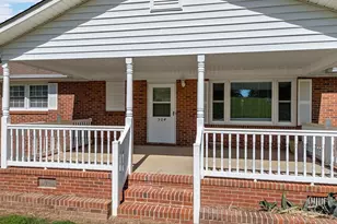 504 Peach Orchard Rd, Union, SC 29379 - Photo 4