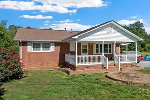 504 Peach Orchard Rd, Union, SC 29379 - Photo 2