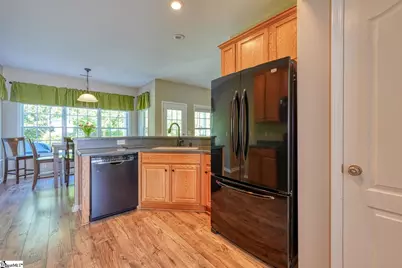 297 Wycliff Drive, Spartanburg, SC 29301 - Photo 8