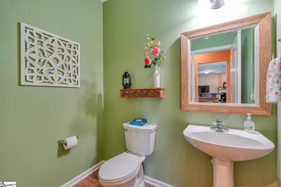 297 Wycliff Drive, Spartanburg, SC 29301 - Photo 14