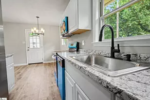507 Craig Kropff Dr, Wellford, SC 29385 - Photo 10