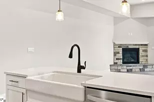 557 Woodcot Dr, Woodruff, SC 29388 - Photo 14