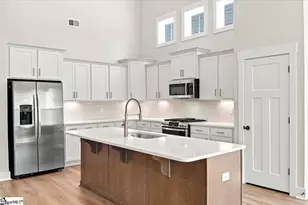 917 Tibetan St, Spartanburg, SC 29303 - Photo 6